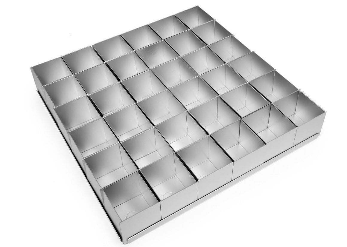 Silverwood bakeware  36 Piece 2 inch Square Multi Mini Set